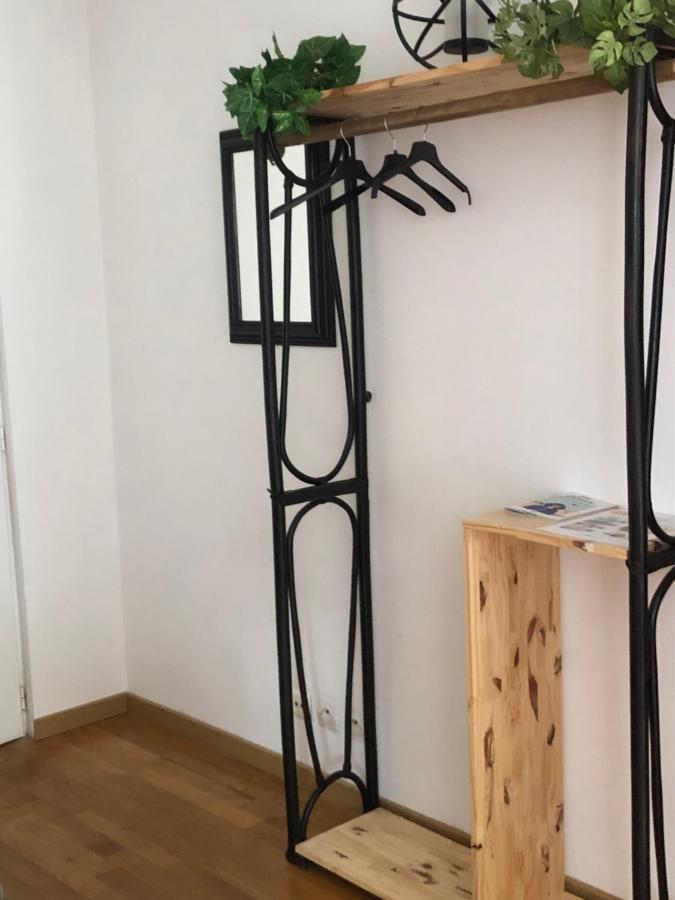Belle Chambre Double Orange Tout Bonnement Bien Putot-en-Auge Luaran gambar